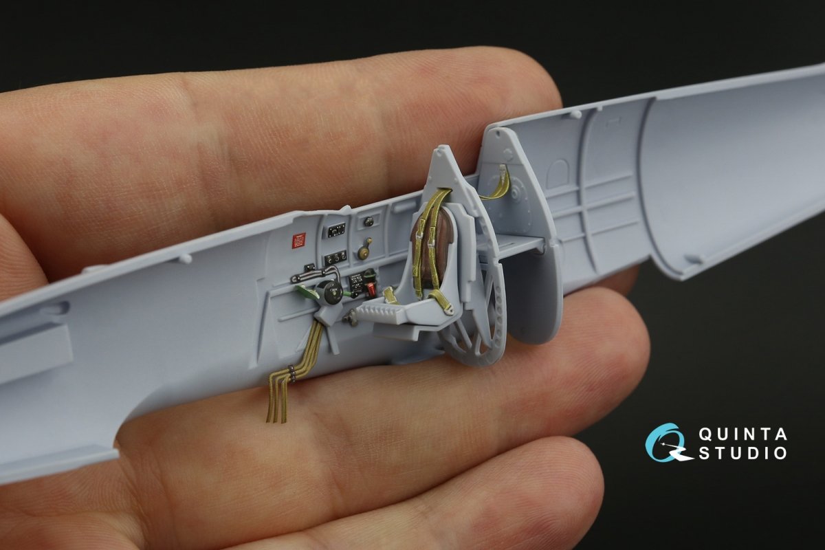 Intérieur imprimé en 3D et coloré sur papier décalcomanie Quinta Studio QD48144 Spitfire PR.XIX (Airfix) 1/48 – image 9