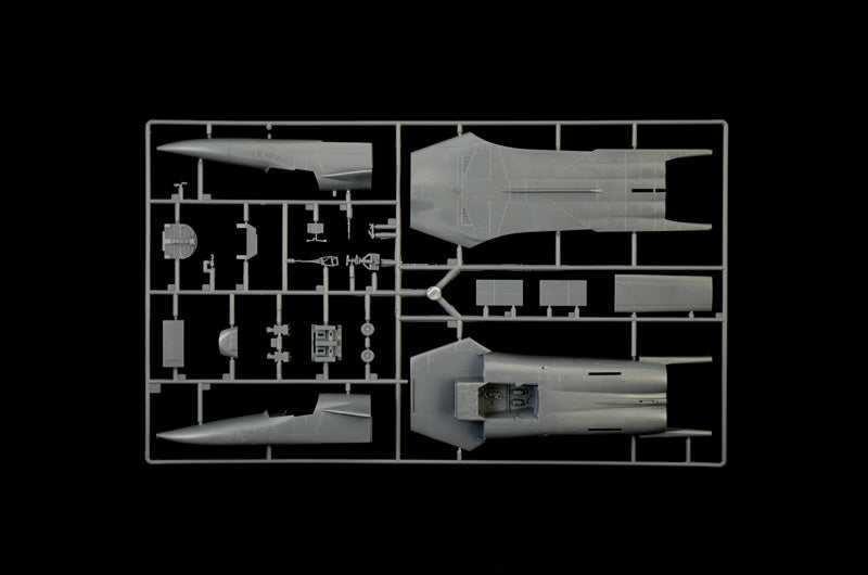 Italeri 1235 EF-111 A Raven 1/72 – image 9