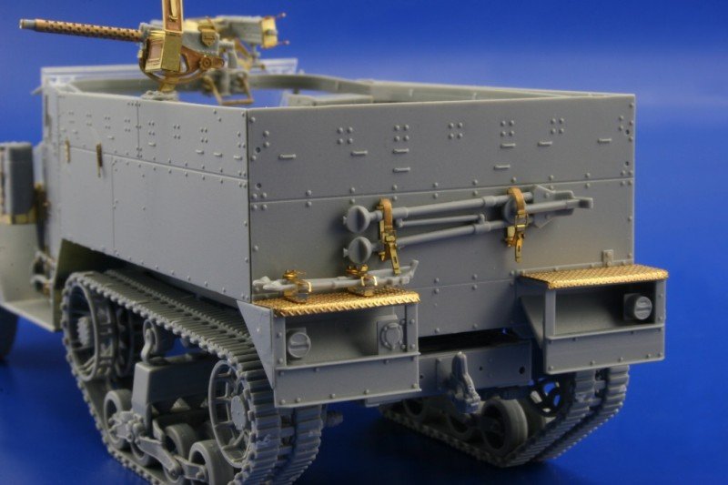 Eduard 35966 M-2A1 Half Track 1/35 Dragon – image 9