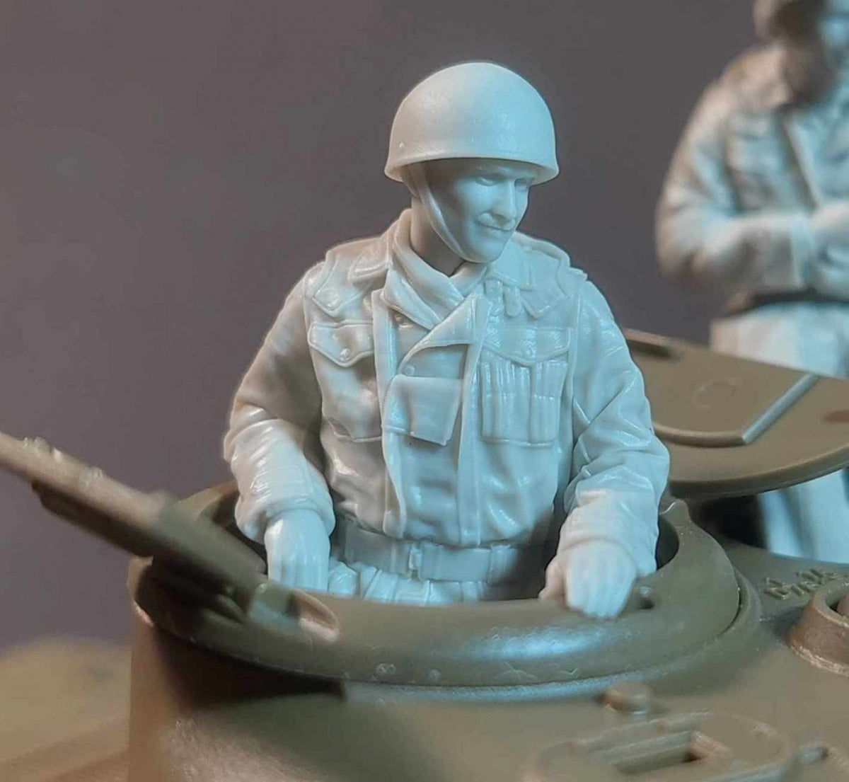 Panzer Art FI35-213 Commandant de char Sherman britannique en tenue Pixie 1/35 – image 2