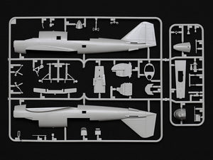 Tamiya 25217 Mitsubishi Ki-46 III Type 100 &amp;amp; 4X4 Véhicule léger Kurogane Set 1/48 – imagen 8