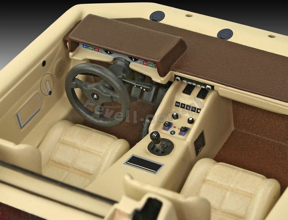 Revell 07730 Lamborghini Countach LP500S 1/24 – immagine 7