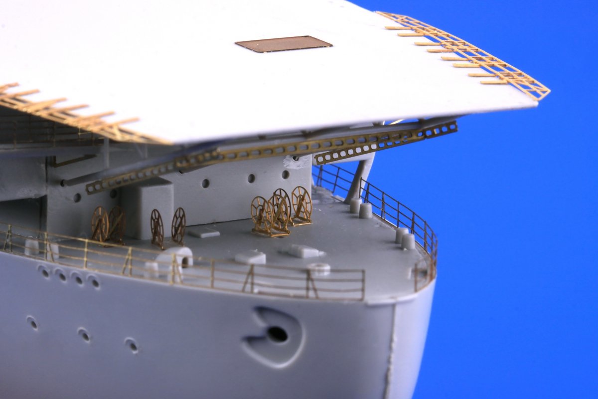 Eduard 53205 DKM Graf Zeppelin pt.2 rambardes TRUMPETER 1/350 – immagine 2