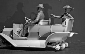 ICM 24013 Automobilistes américains (années 1910) (1/24) – image 3