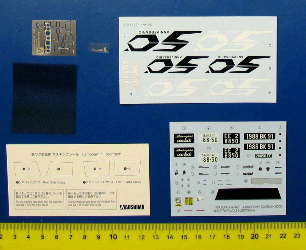 Aoshima 01155 LAMBORGHINI COUNTACH 5000 QUATTROVALVOLE INJECTION Ver(Overseas) 1/24 – Bild 7