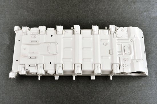 Trumpeter 00924 Char de combat principal russe T-72B 1/16 – image 15