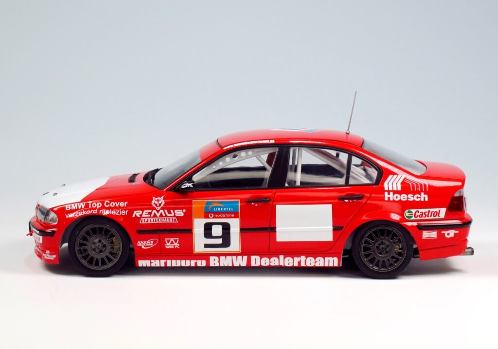 NuNu PN24007 BMW 320i E46 DTCC 2001 Gagnant 1/24 – image 4