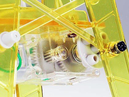 Girafe mécanique Tamiya 71105 - Modèle à quatre pattes – image 3