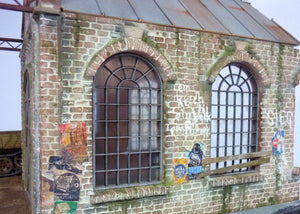RT-Diorama 35292 Socle de diorama : « Hangar ferroviaire » 1/35 – immagine 5
