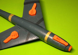 Omask 77248 Bouchons de puits de train d&amp;#39;atterrissage pour F-84F Thunderstreak (pour Special Hobby) 1/72 – immagine 2