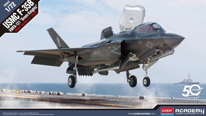 Maquette Academy 12569 USMC F-35B VMFA-121 « Green Knights » au 1/72
