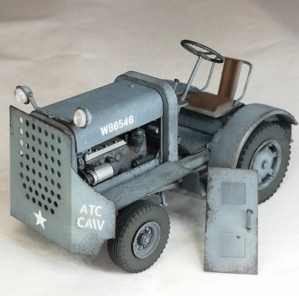 Thunder Model 32001 US Tug Clarktor-6 Mill-33 Tracteur d'aérodrome robuste 1/32