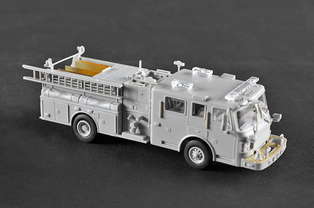 Camion de pompiers American LaFrance Eagle Trumpeter 07445, échelle 1/72 – Bild 7