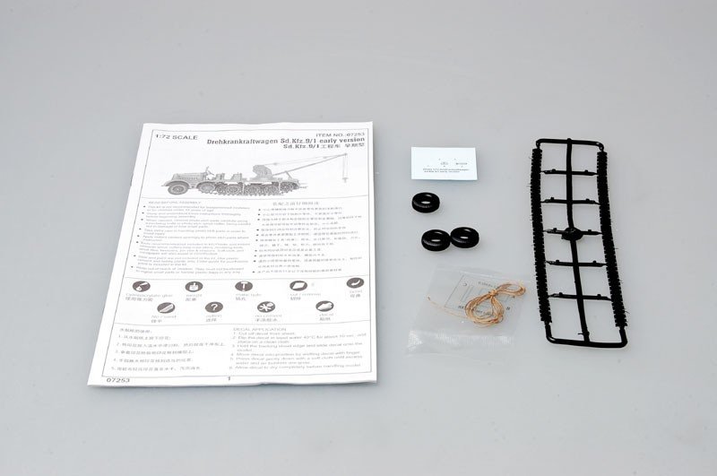 Trumpeter 07253 Sd.kfz.9/1 Première version (Drehkran 6t auf Zugkraftwagen 18t (1/72)  – immagine 3