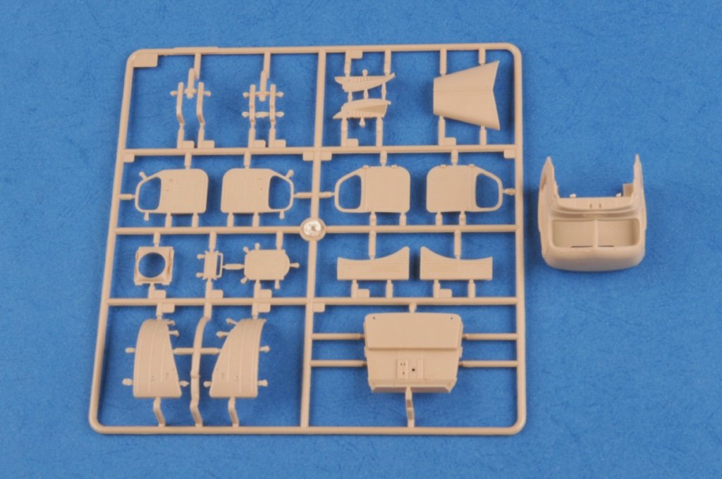Hobby Boss 83845 ZIS-151 russe (1/35) – immagine 9