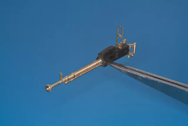 RB Model 35B122 12.7mm DSHK m. 1946 Soviet heavy machine gun 1/35 – image 2