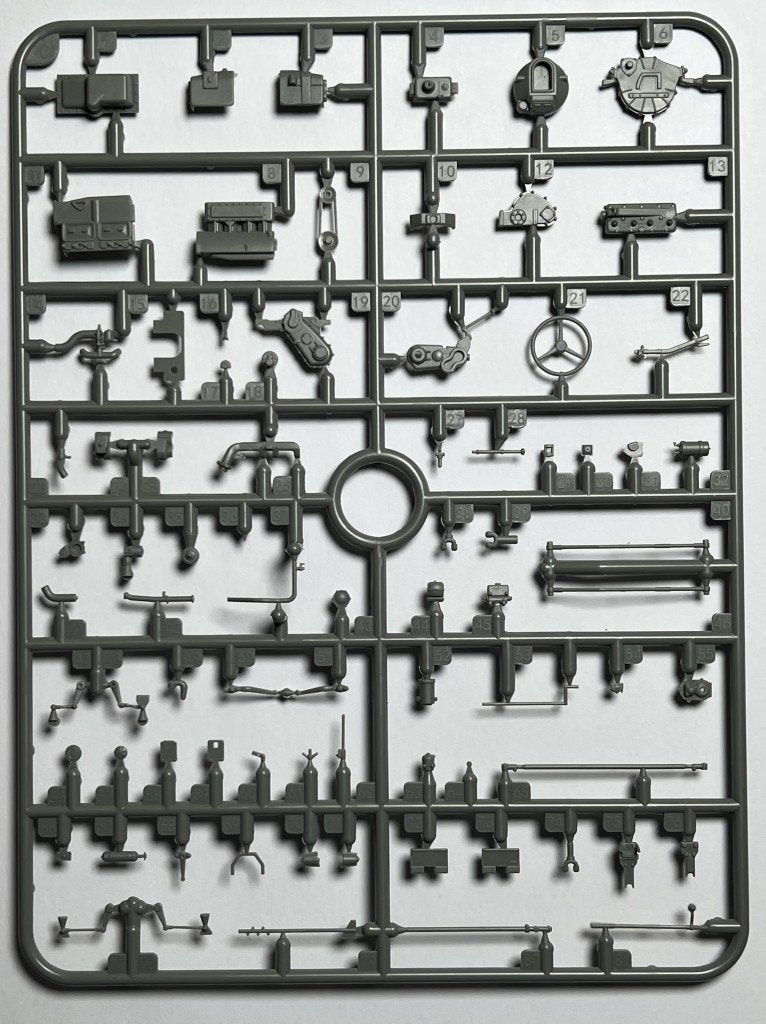 Thunder Model 35209 Morris Bofors C9/B Late, le camion armé britannique emblématique de la Seconde Guerre mondiale, à l&amp;#39;échelle 1/35 – image 12