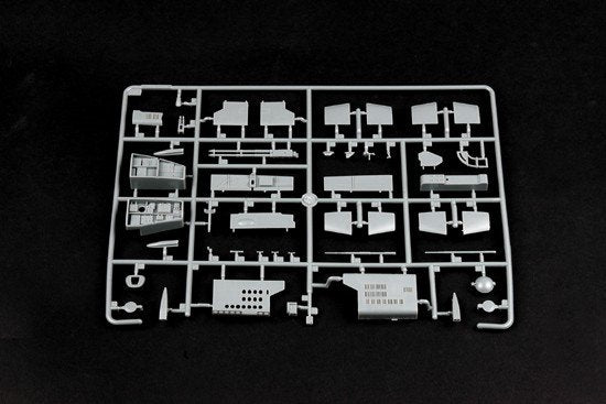 Trumpeter 02276 Sukhoi Su-25 Frogfoot A 1/32 – image 8