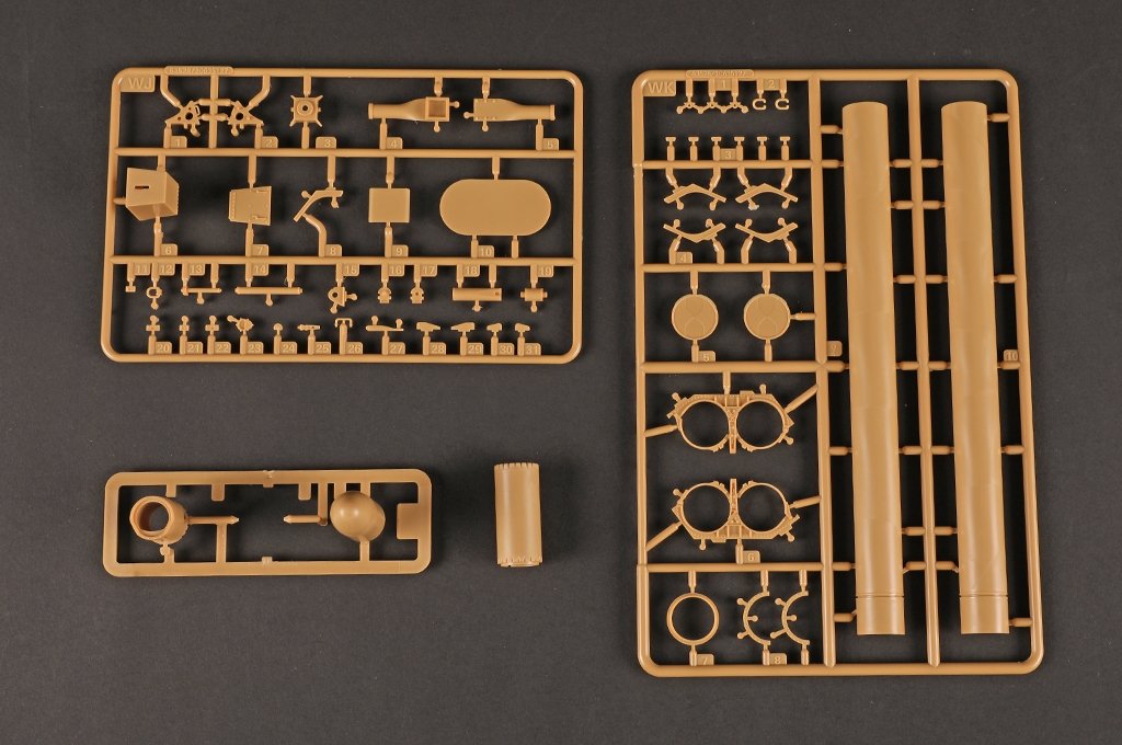 J&amp;#39;adore le kit 63528 M1014 W/M2042A1 GLCM TEL 1/35  – Bild 17