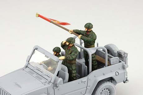 Fujimi 723426 MI-25 JGSDF Staff (pour voiture/char 1) 1/72 – image 2