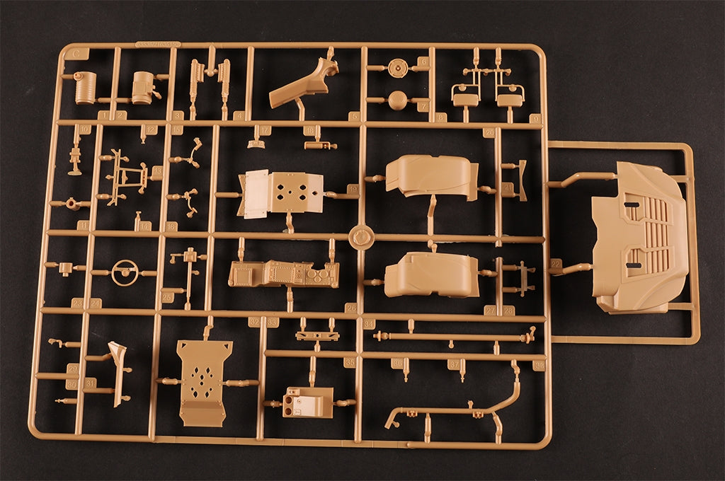 J&amp;#39;adore le kit 63538 M1279 Utility (JLTV-UTL) au 1/35 – Bild 12