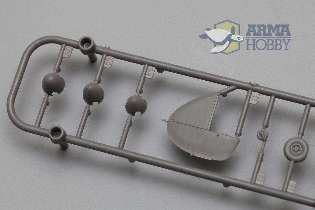 Arma Hobby 70025 Hurricane Mk I Front de l&amp;#39;Est - Édition limitée 1/72  – image 12