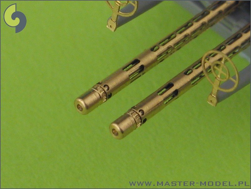 Master AM-32-026 Mitrailleuse d&amp;#39;avion allemande MG 81 et MG 81Z - canons tournés et viseurs photogravés (2 pièces) (1/32) – image 3