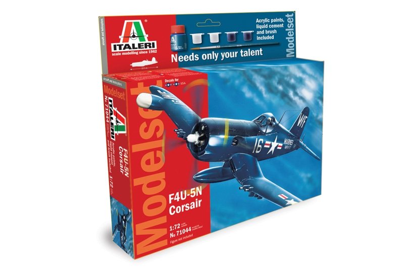 Italeri 71044 F4U - 5N CORSAIR - MAQUETTE