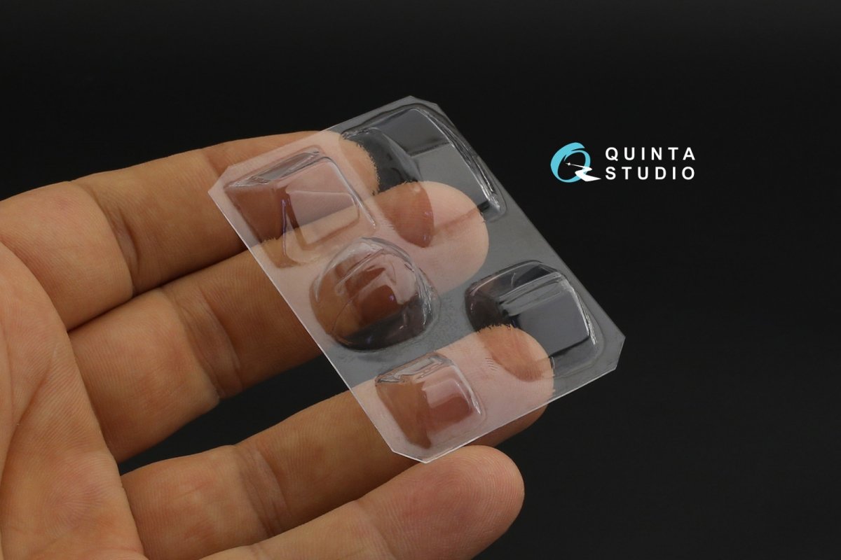 Quinta Studio QC72046 Uh-1B verrière transparente sous vide (Italeri) 1/72 – immagine 6