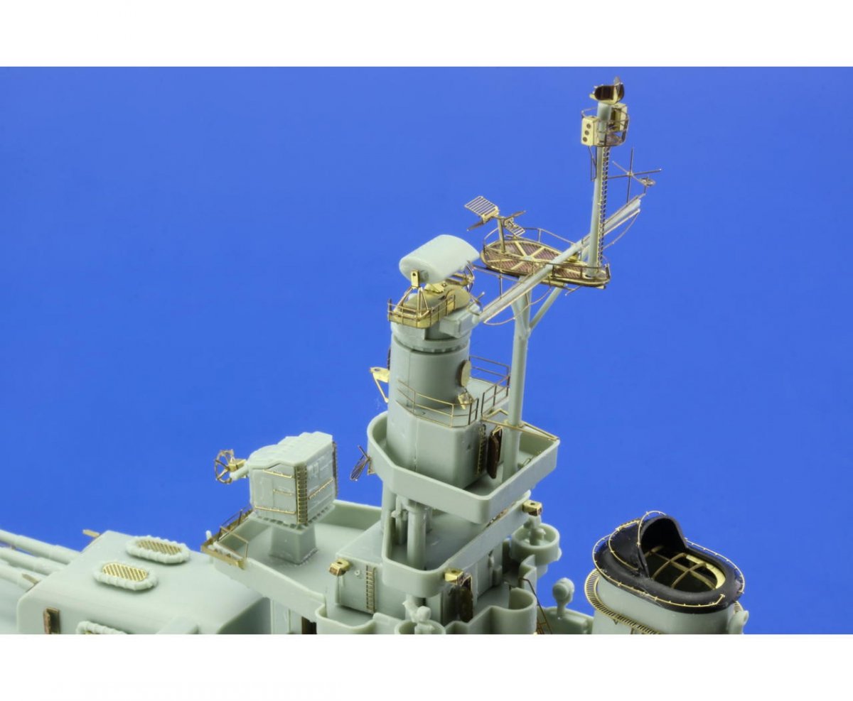 Eduard 53101 USS CA-35 Indianapolis ACADEMY 1/350 – image 5