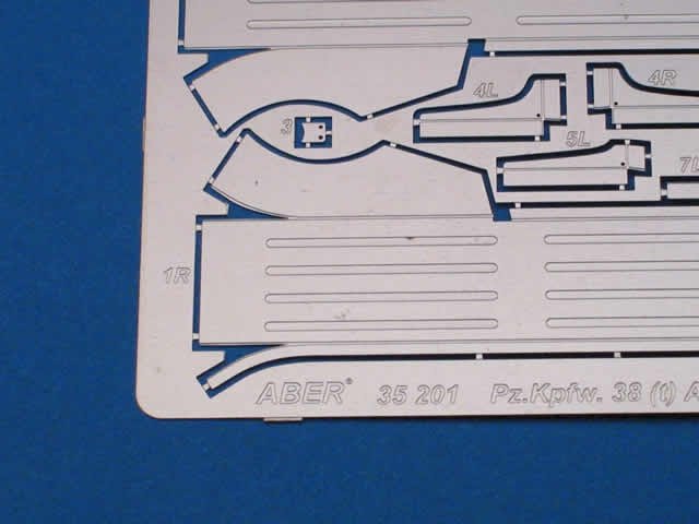 Aber 35201 Char léger allemand Pz.Kpfw. 38(t) Ausf. E/F/G - vol. 2 - jeu supplémentaire - ailes (1/35)  – image 4