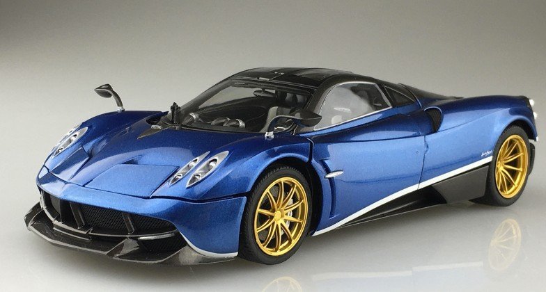 Aoshima 05599 PAGANI HUAYRA Pacchetto Tempesta 1/24 – Bild 2