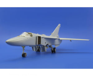 Eduard 48695 Su-24M Fencer D extérieur 1/48 Trumpeter  – image 3