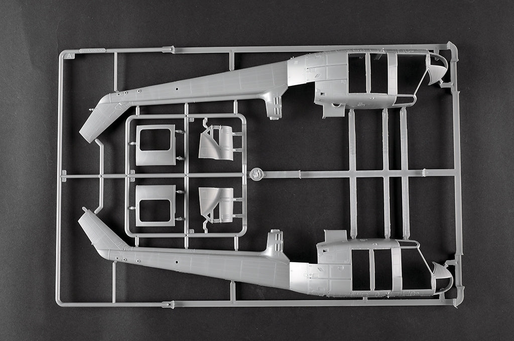Trumpeter 05111 UH-1B Huey 1/35  – immagine 4