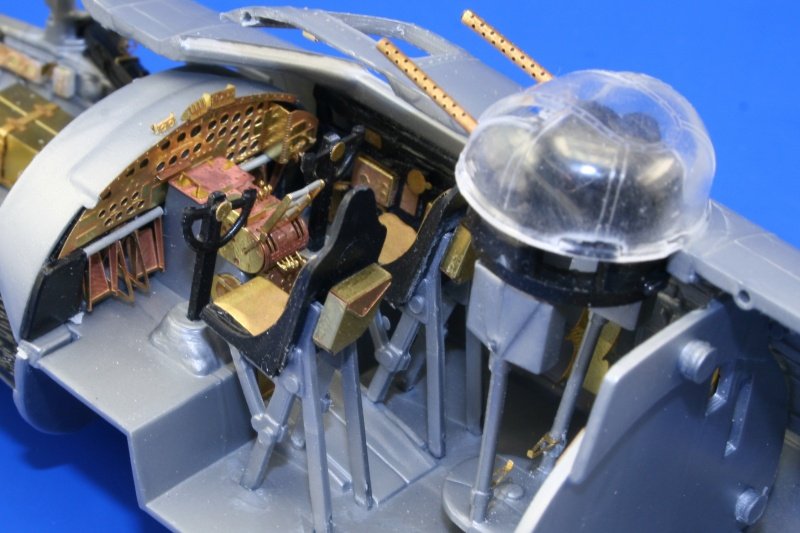 Eduard 49337 B-17G cockpit interior 1/48 Revell – zdjęcie 5