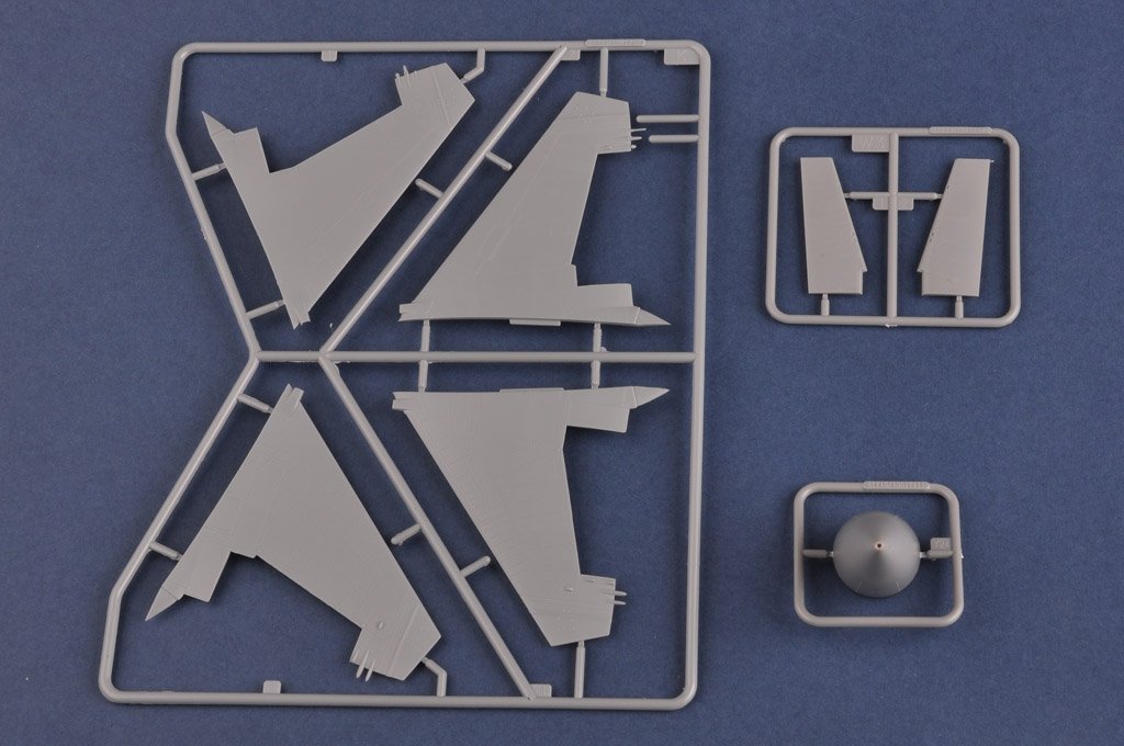 Hobby Boss 81713 Su-27UB Flanker C 1/48  – image 6