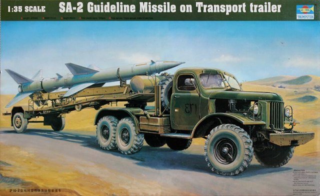 Trumpeter 00204 SA-2 Guideline Missile sur remorque de transport (1/35)