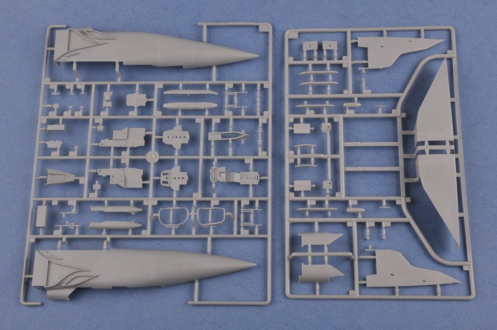 Hobby Boss 81753 MiG-31 Foxhound russe 1/48 – image 12