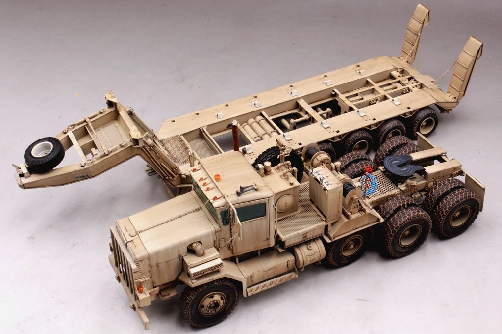 Hobby Boss 85519 M911 C-HET avec semi-remorque pour engins lourds m747 (1/35)  – imagen 8