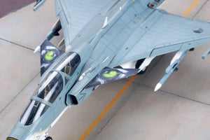 Kitty Hawk 80118 Jas-39B/D Gripen 1/48 – immagine 2
