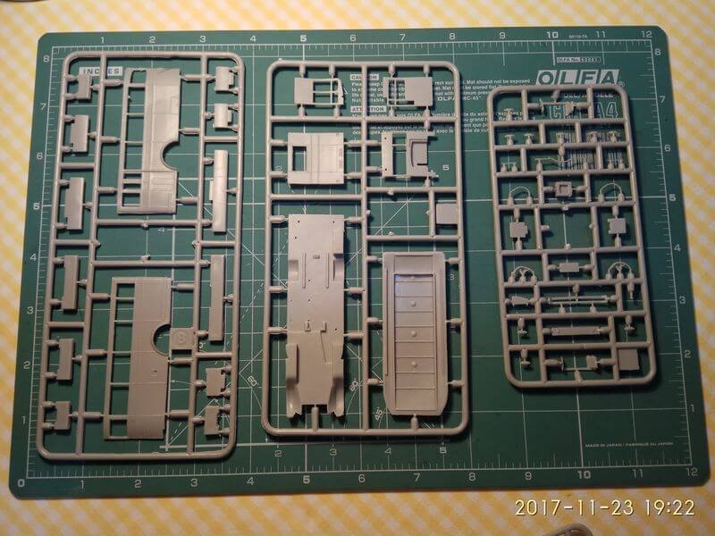 Maquette de bus soviétique ZiS-8 au 1/72 (réf. 72110)  – Bild 10