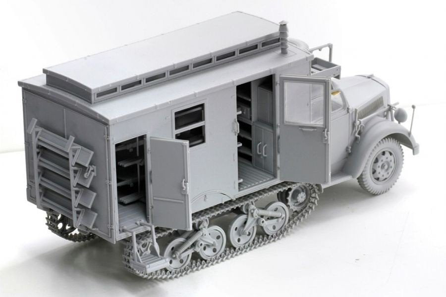 Dragon 6766 Sd.Kfz.3 Ambulance Maultier (1/35) – Bild 13