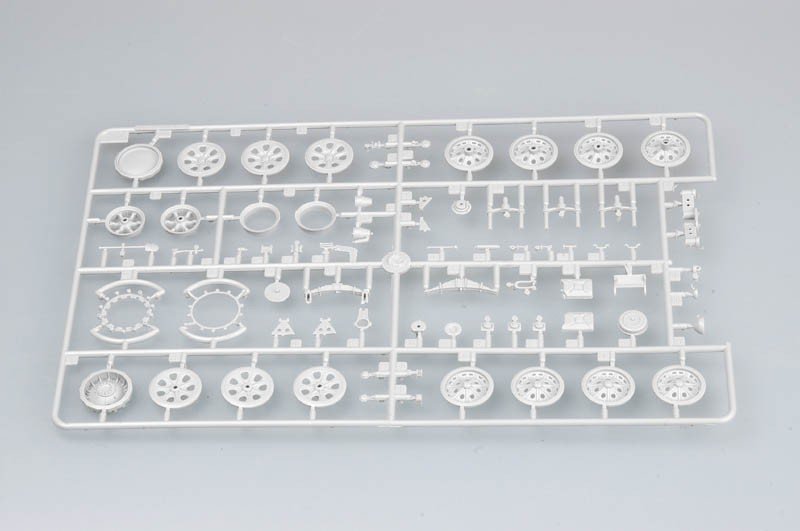 Trumpeter 01523 German 2cm Flakvierling 38 Auf Selbstfahrlafette 1/35 – zdjęcie 7