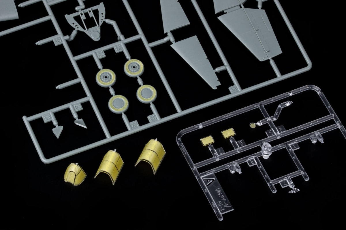 Eduard EX1094 F4F-4 Academy 1/48 – Bild 3