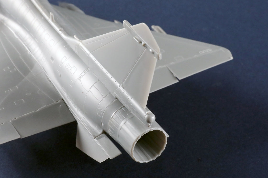 Trumpeter 01698 Chinese J-10C Fighter 1/72 – zdjęcie 18