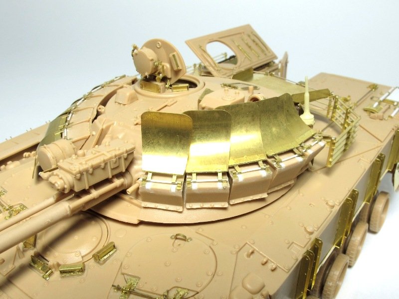 ET Model E35-040 Véhicule de combat d&amp;#39;infanterie russe BMP-3 avec blindage additionnel (pièce de base) (pour TRUMPETER 00365) (1/35) – immagine 4