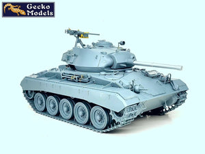 Gecko Models 16GM0038 US M24 Light Tank Chaffee WWII Version 1/16 – image 10