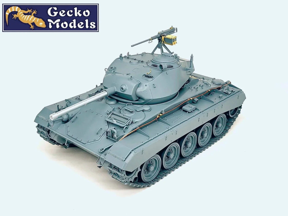 Gecko Models 16GM0038 US M24 Light Tank Chaffee WWII Version 1/16 – image 14