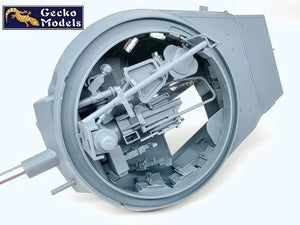 Gecko Models 16GM0038 US M24 Light Tank Chaffee WWII Version 1/16 – image 25