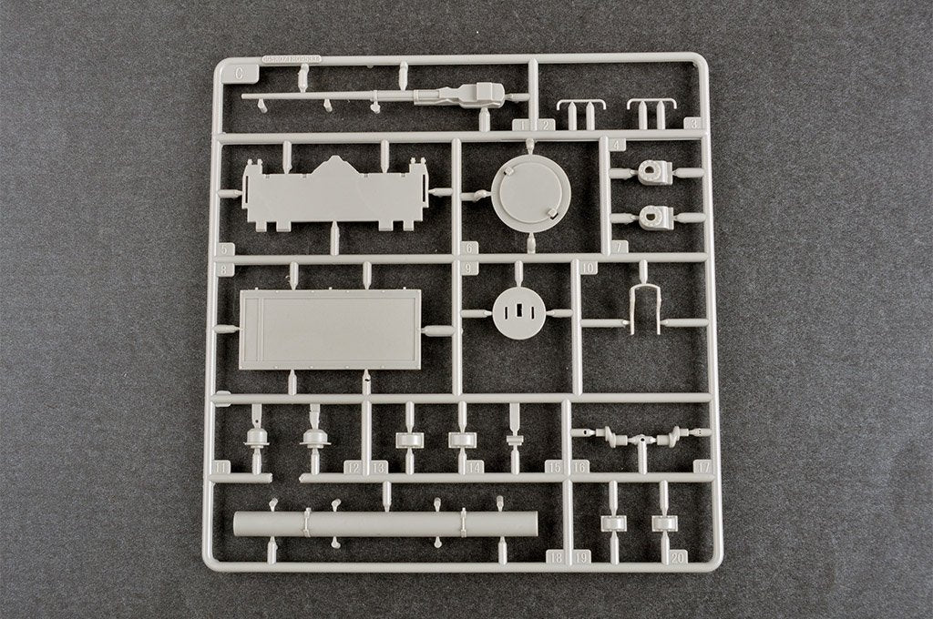Trumpeter 09580 Object 450 Char moyen 1/35 – Bild 6